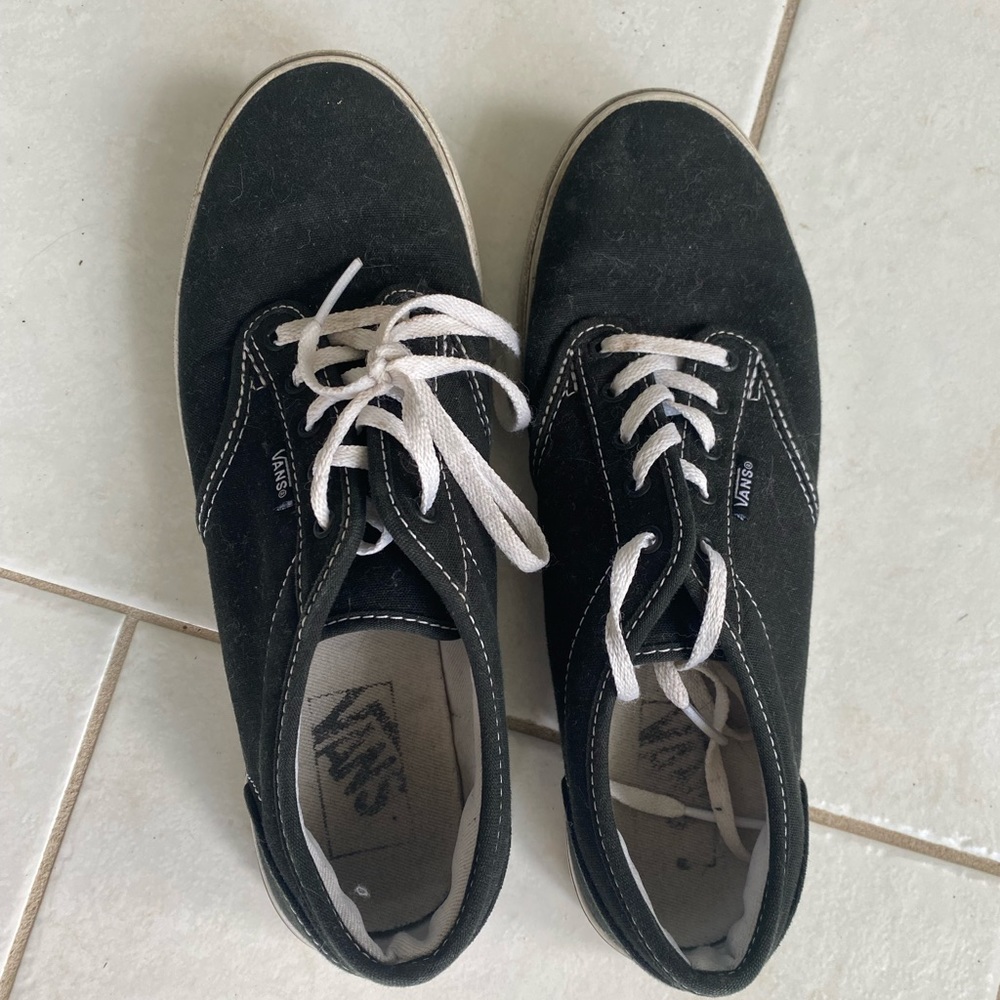 Black vans shoes